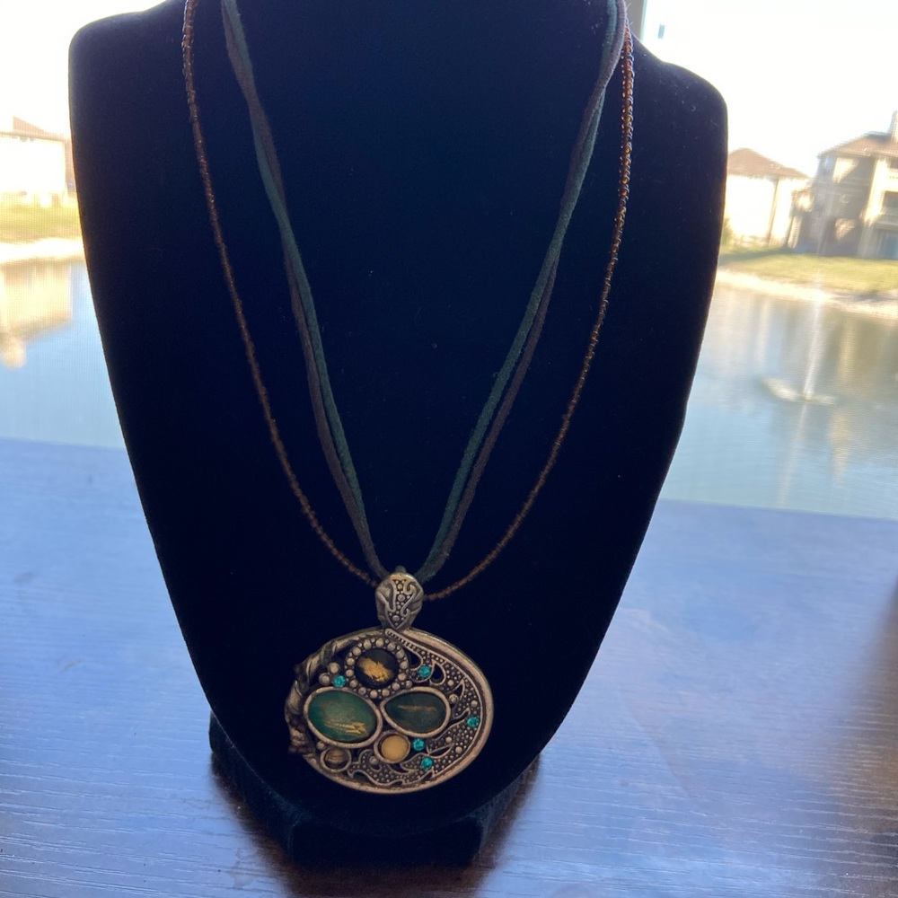 Necklace - Picture 2 of 2
